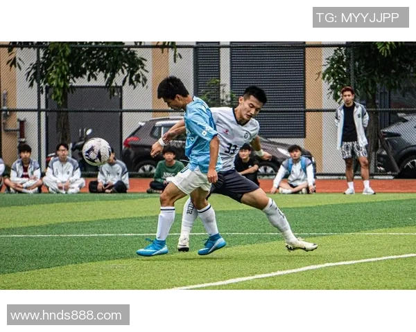 足球小子勇闯世界赛场挑战极限成就梦想之路